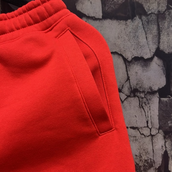 PUMA SHORT SIZE SMALL - Picture 5 of 6